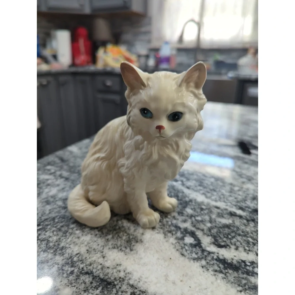 Vintage Japan Lefton White Persian Cat Figurine #H1514 Kitty